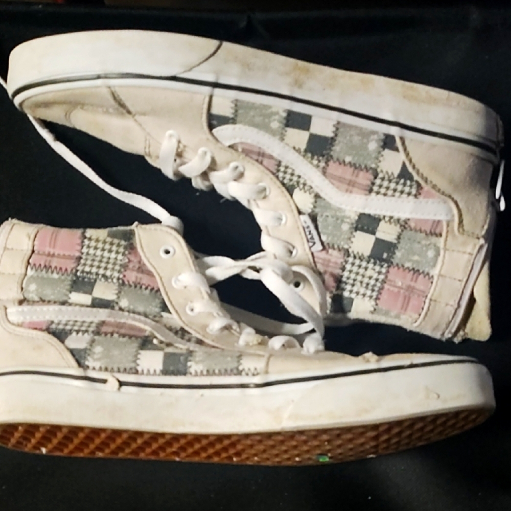 Vans Plaid High-Top Sneakers Size 6